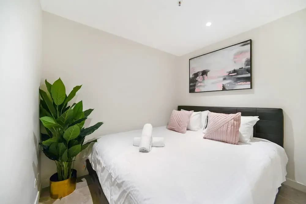 Luxury Experience in Prime Location - photo 3