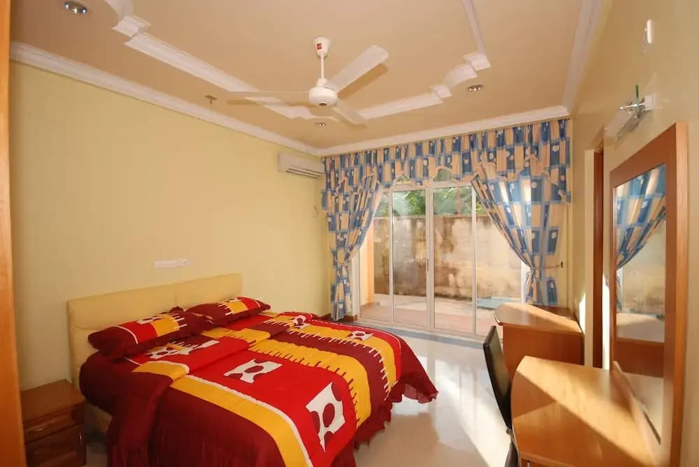 Crystal Retreat - photo 2