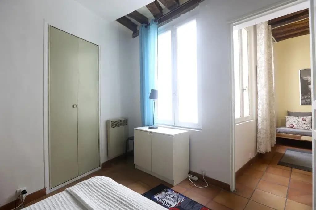 Lovely and Typical 1 bedroom - photo 5