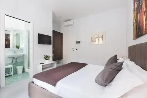 House 00100 - photo 5
