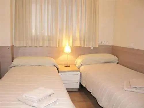 Classbedroom Bonanova Apartment - photo 2
