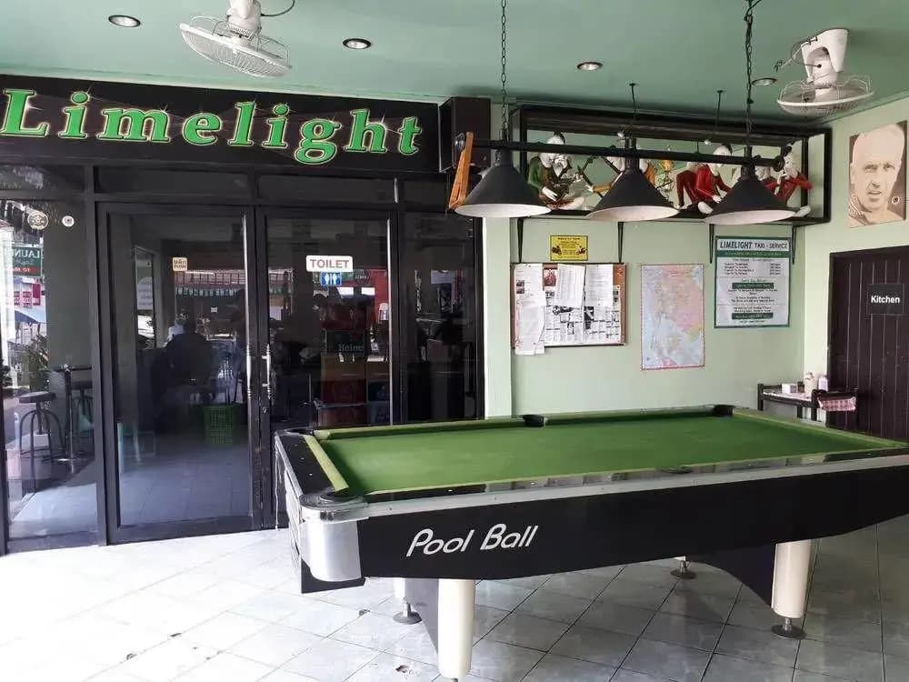 Limelight Guest House and Pub - photo 8