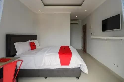 RedDoorz @ Jalan Bendungan Hilir - photo 4