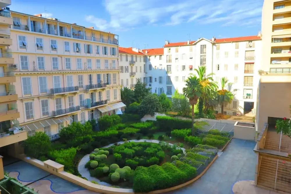 Nestor&Jeeves - PALAIS MEDITERRANNEE TERRASSE - Central - Very close sea - photo 1