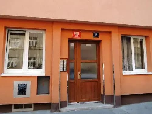 Apartment Žižkov - photo 1
