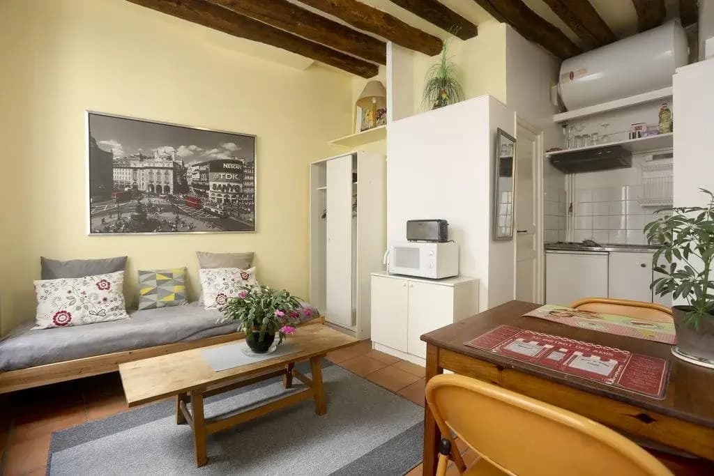 Lovely and Typical 1 bedroom - photo 11
