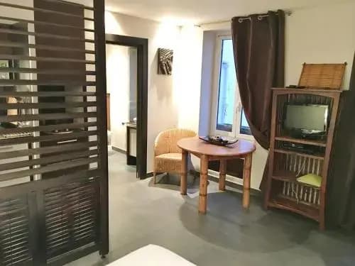 Lumineux Appartement- Carré D'or- Proche mer - photo 4