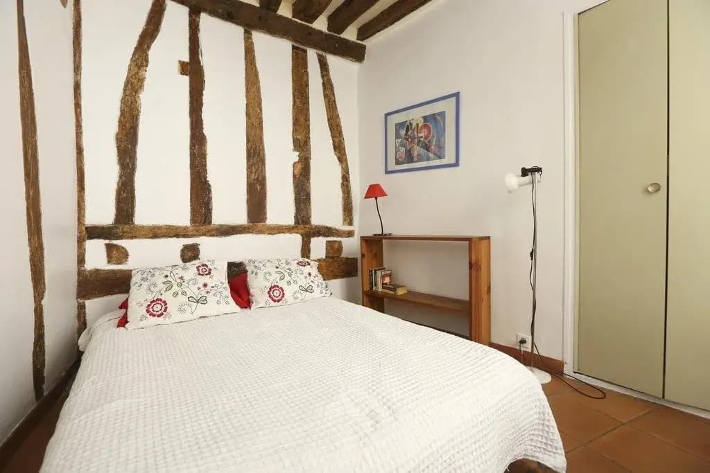 Lovely and Typical 1 bedroom - photo 4