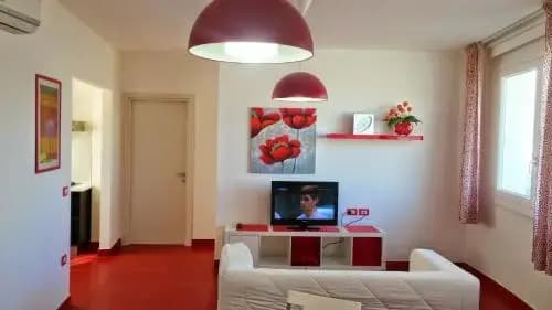 Red Flat - photo 8