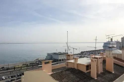 Apolonia 8 - LisbonBreaks - photo 9
