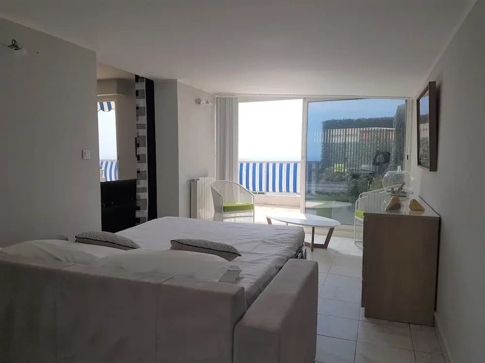 Nice Booking-Domaine Fleurs-Penthouse - photo 2