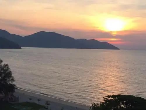 By The Sea Batu Ferringhi Paradise Suite - photo 6