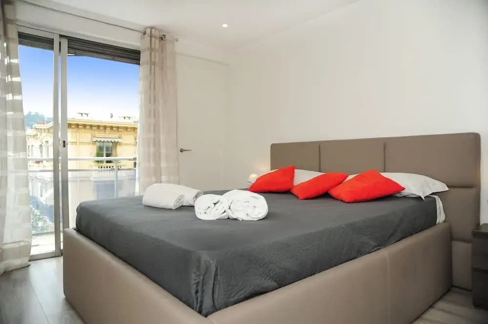 Suite 40 - Five Stars Holiday House - photo 2