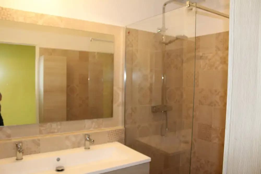 Nice Booking-Bella Vista-Piscine Jardin - photo 4