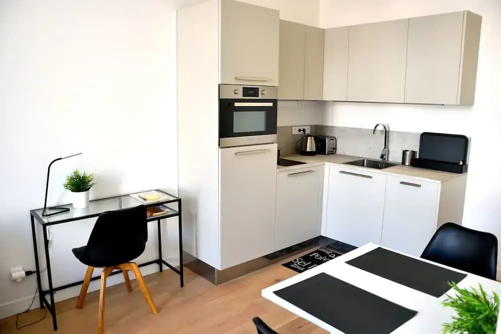 Yellow City - photo 7
