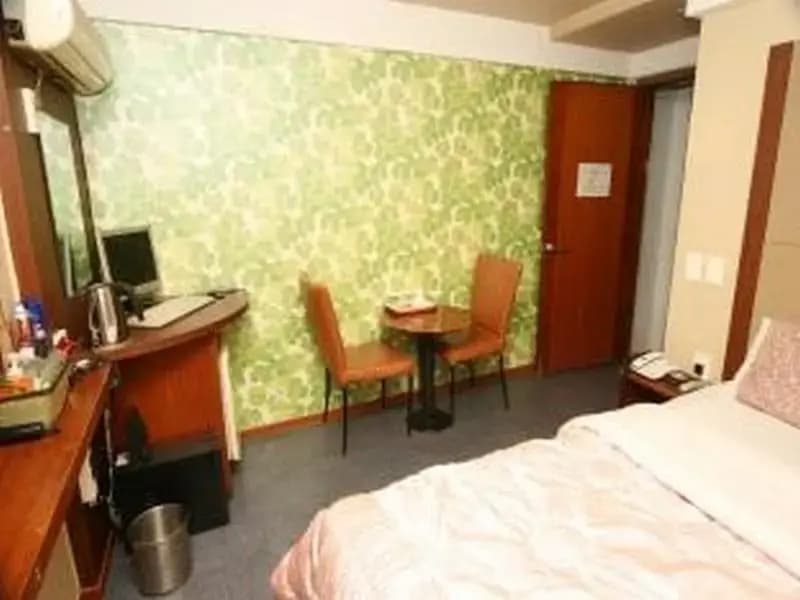 Good Morning Motel - photo 3