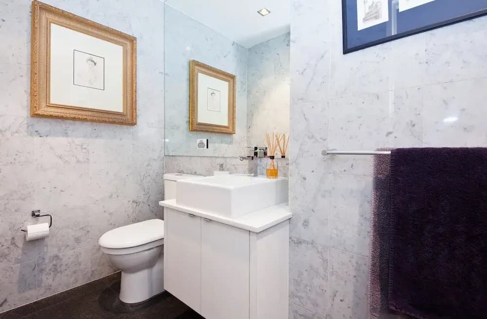 UM616 Sleek Split Level City Oasis in Ultimo - photo 10