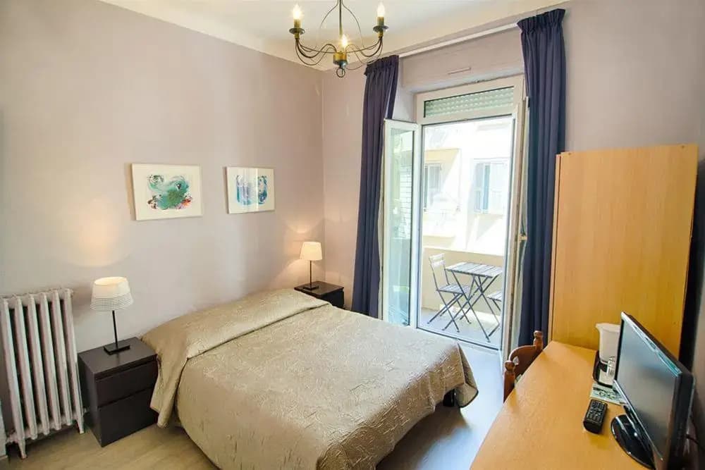 Studio hyper-centre Rue Paradis - photo 4