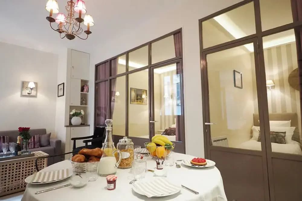 St Germain ChicSuites - photo 14