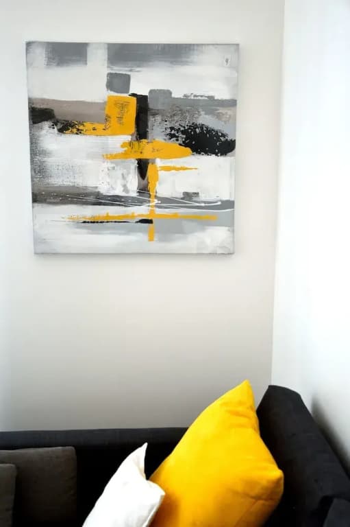 Yellow City - main photo