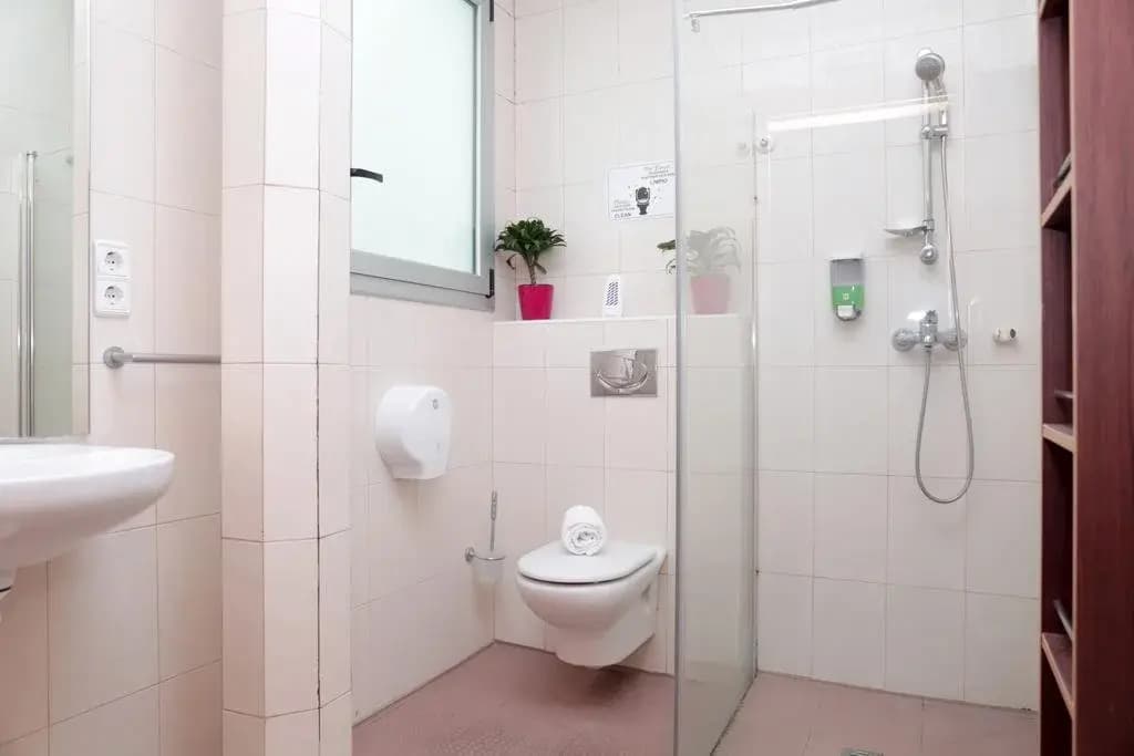 Hotel Mora Rooms - photo 9
