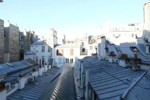 Marvellous Sunbathed 3BR at the heart of Paris - photo 12