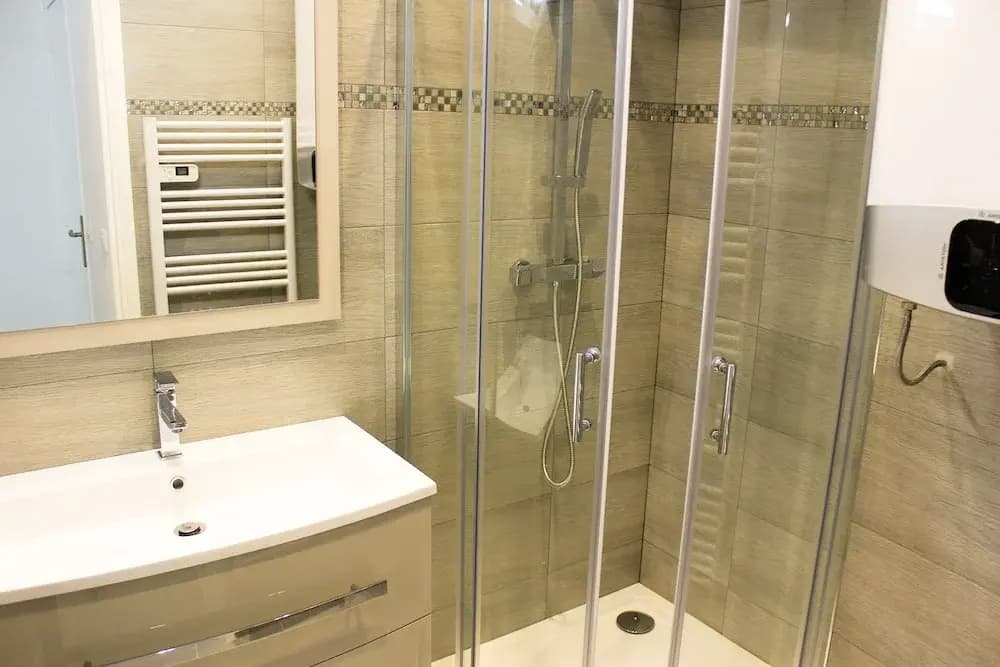 Lola Apartment - photo 6