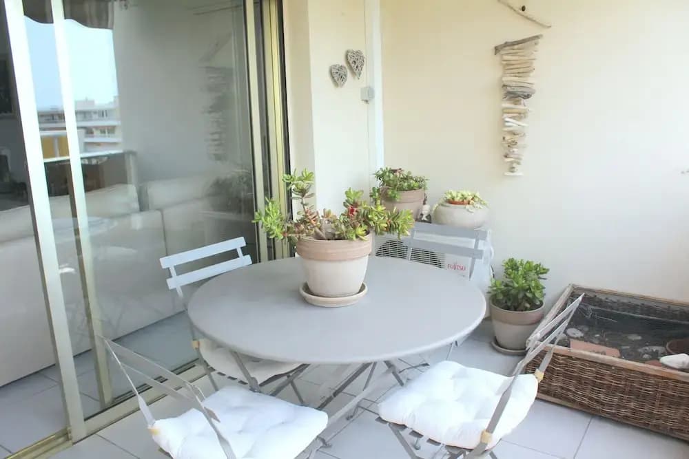 Nice Booking - DUFY Vue Mer et Terrasse - photo 9