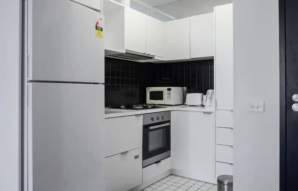 Roomerang at Abeckett Tower 31 - photo 10