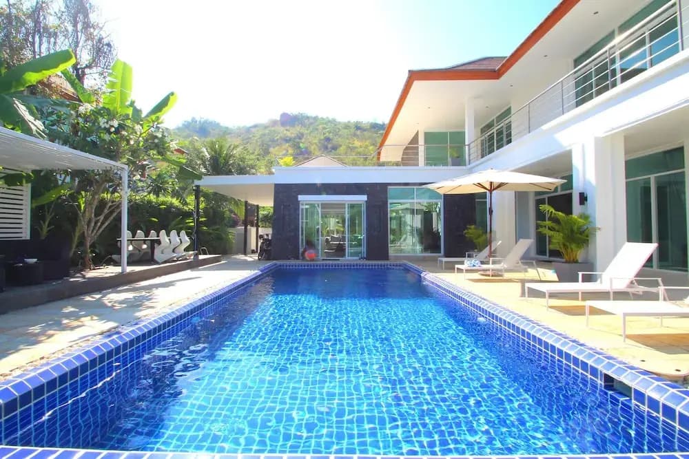 Phu Montra Luxury Sea View Mansion - photo 11