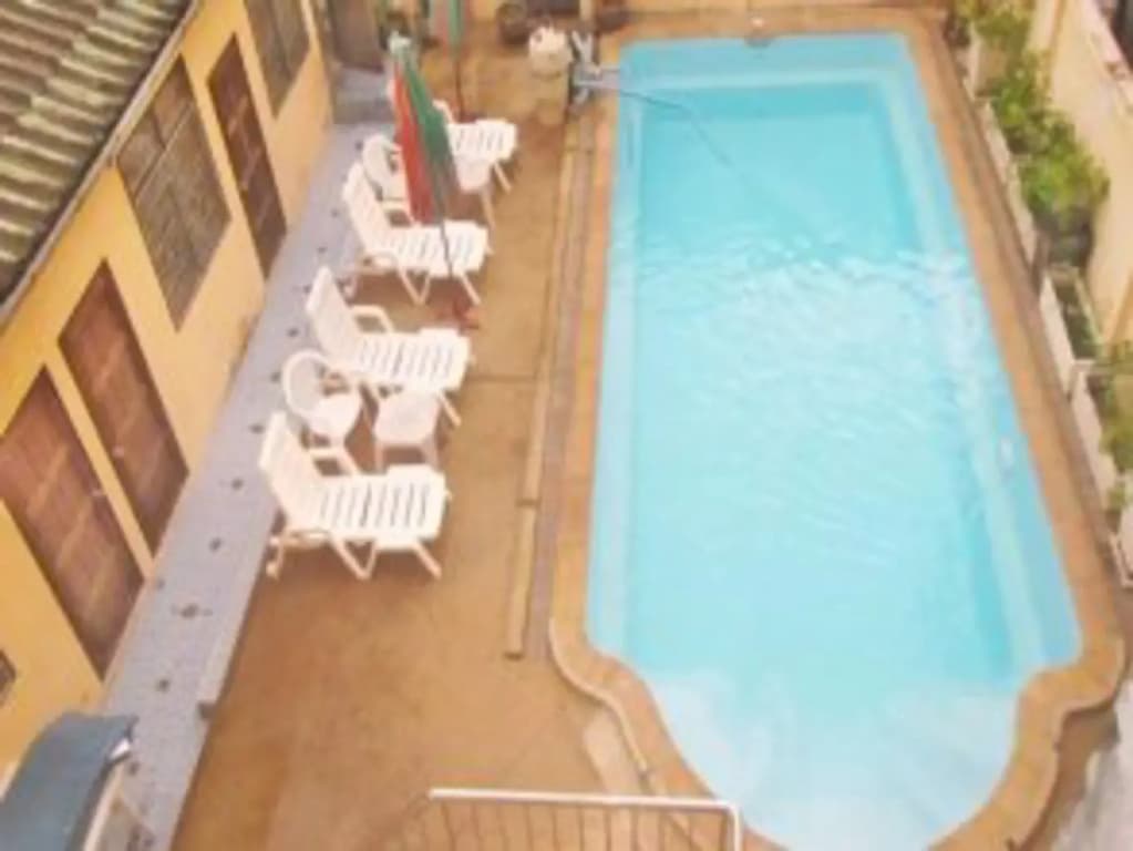 Jips Guesthouse - photo 2