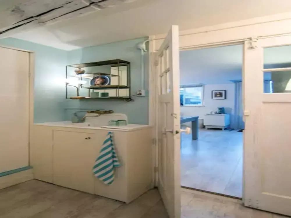Boutique studio with amazing location - main photo