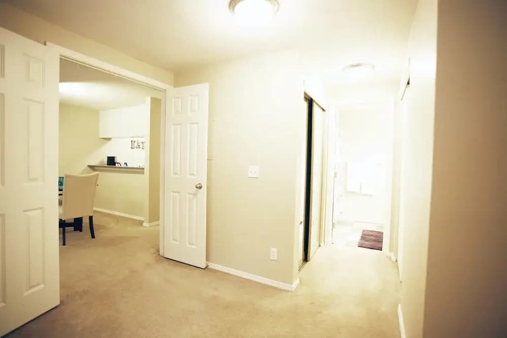 Beverly Condos by Barsala - photo 4