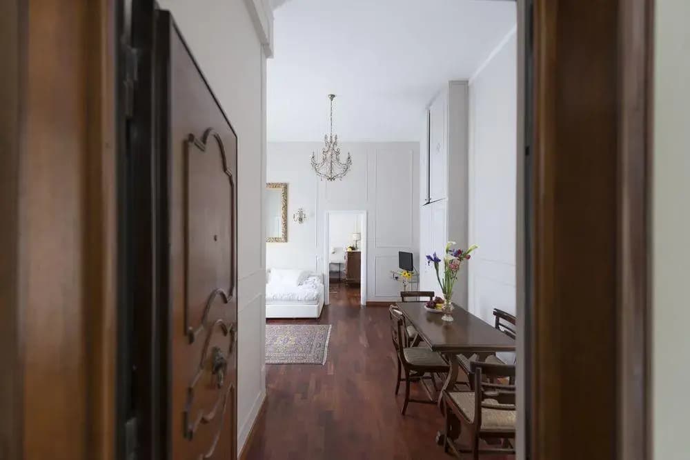 Rent In Rome - Appartamento Frezza - main photo