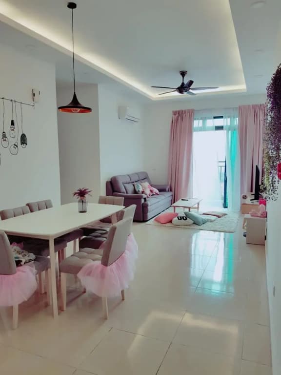 Sky Breeze Bukit Indah - photo 4