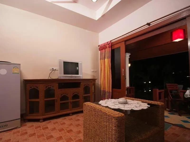 M Place House - main photo
