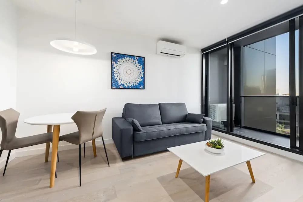 Empire Apartment - main photo
