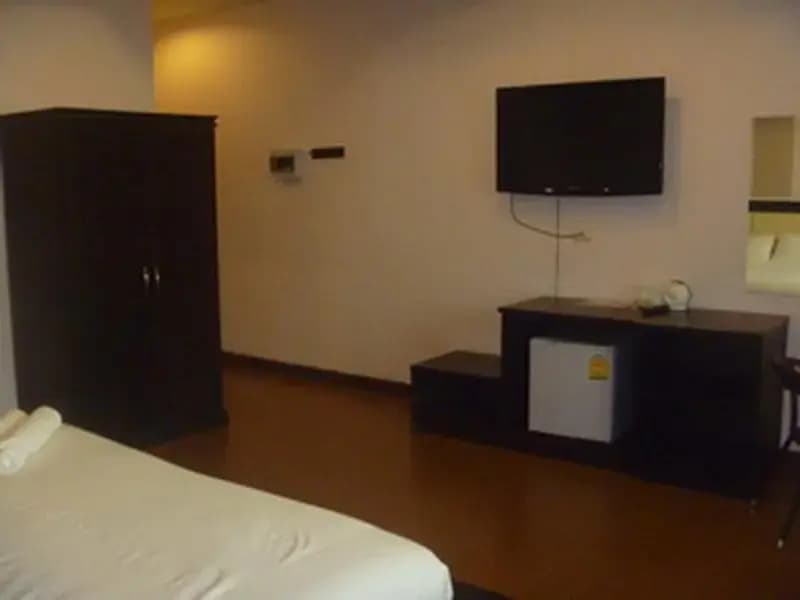 Luxury Resort - photo 2