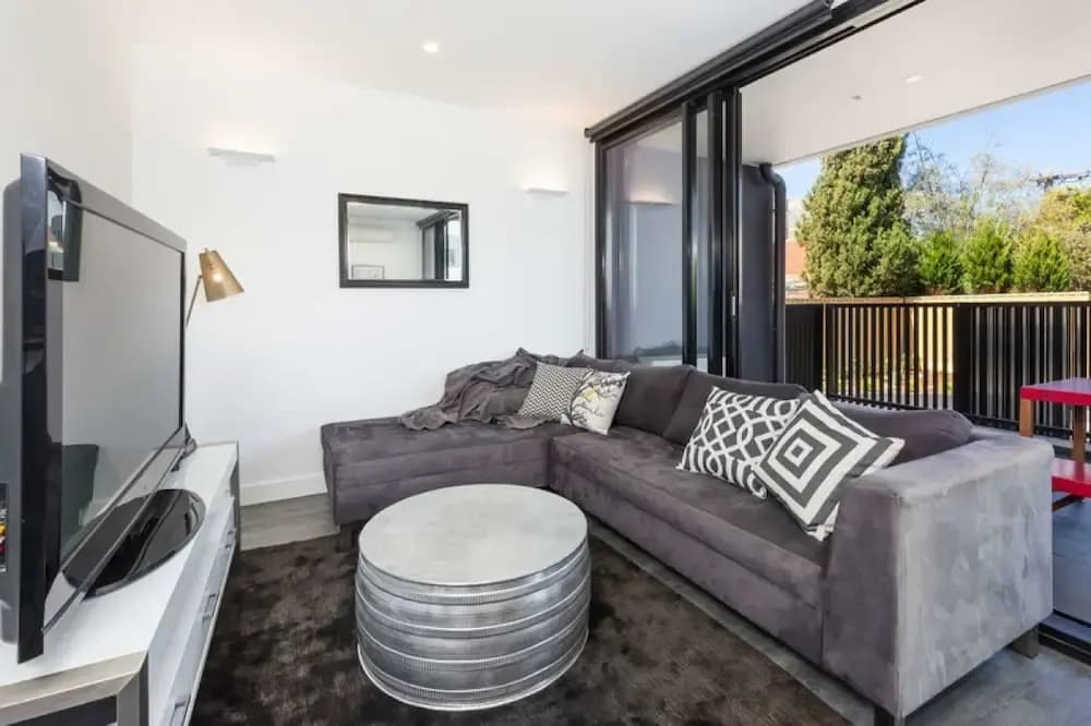 Executive 2br Caulfield North - photo 4
