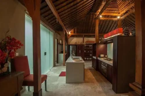Echo Beach Residence - photo 1