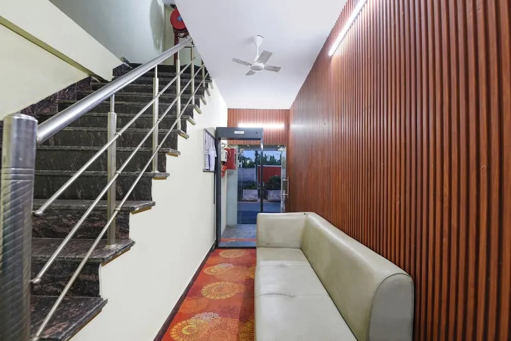 Hotel Royal Residency - photo 4