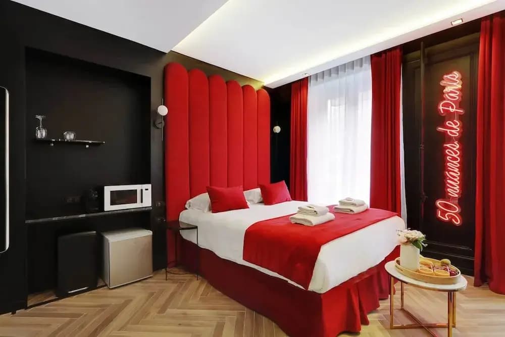 Luxurious Suite With AC Le Marais Beaubourg - photo 12