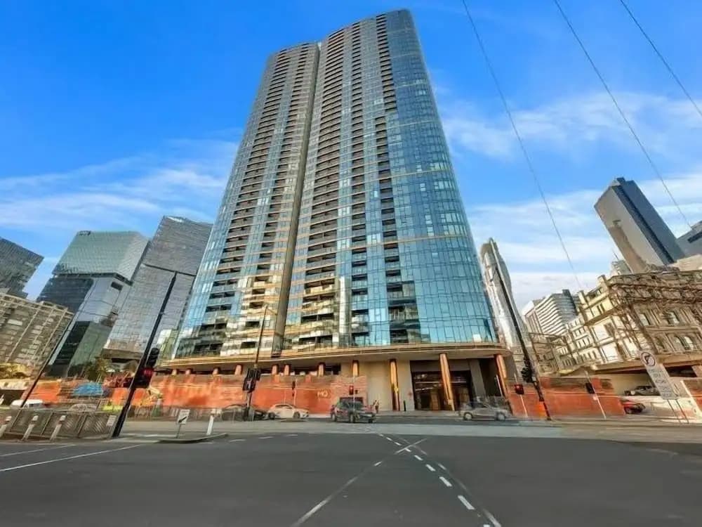 Kozyguru Docklands Modern 1 Room Unit - photo 1