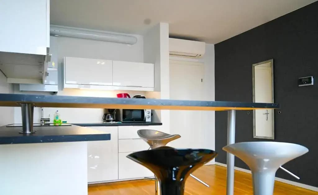 Hideaway Suite Danube Canal - photo 11