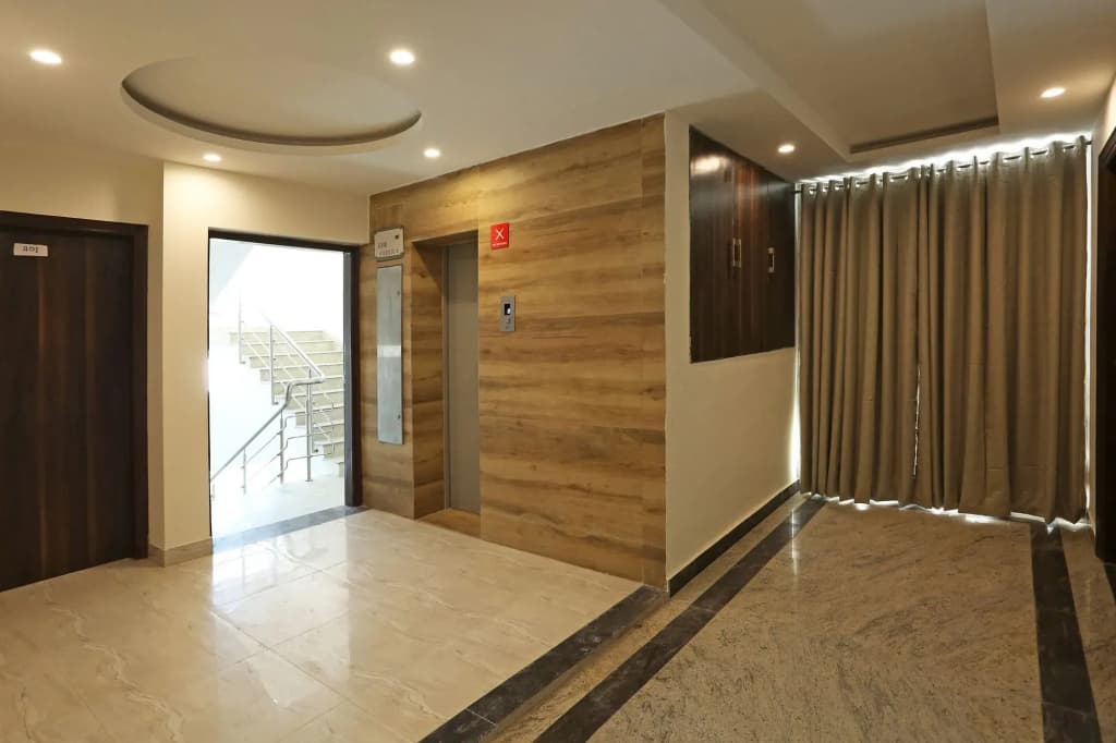 OYO 11340 Hotel Lakshmi Palace - photo 15