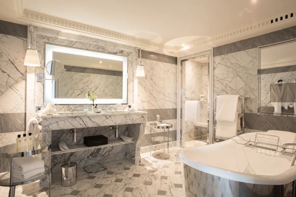 La Reserve Paris Hotel and Spa - photo 10