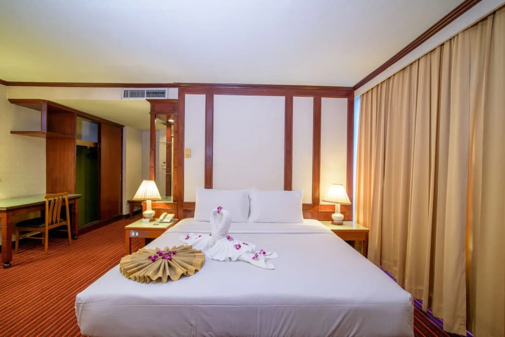Alexander Hotel - photo 7