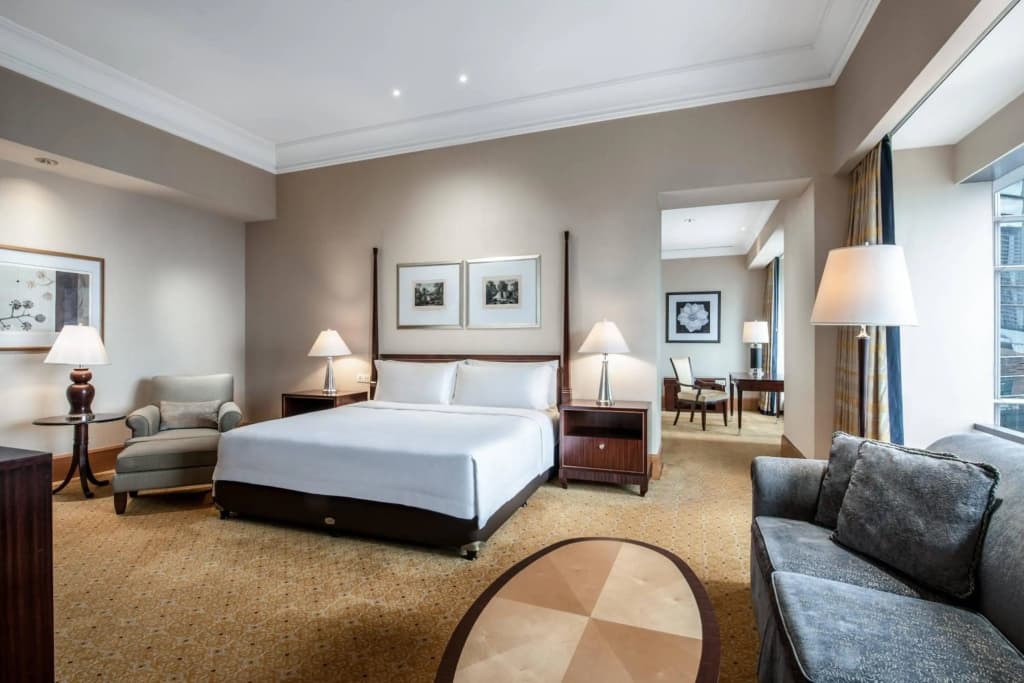 The Ritz-Carlton Jakarta, Mega Kuningan - photo 6