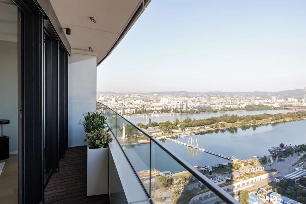 Skyline Suite - Danube-View Balcony&Pool - photo 8