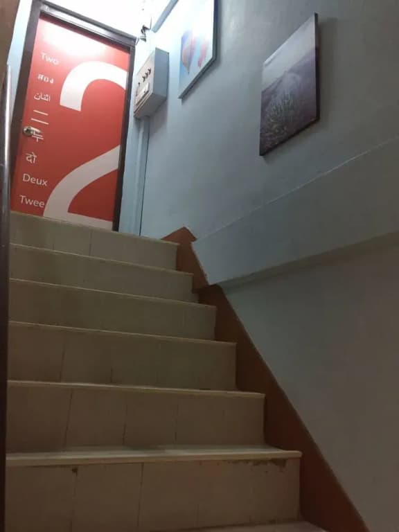 Q6 At 6 - Hostel - photo 14